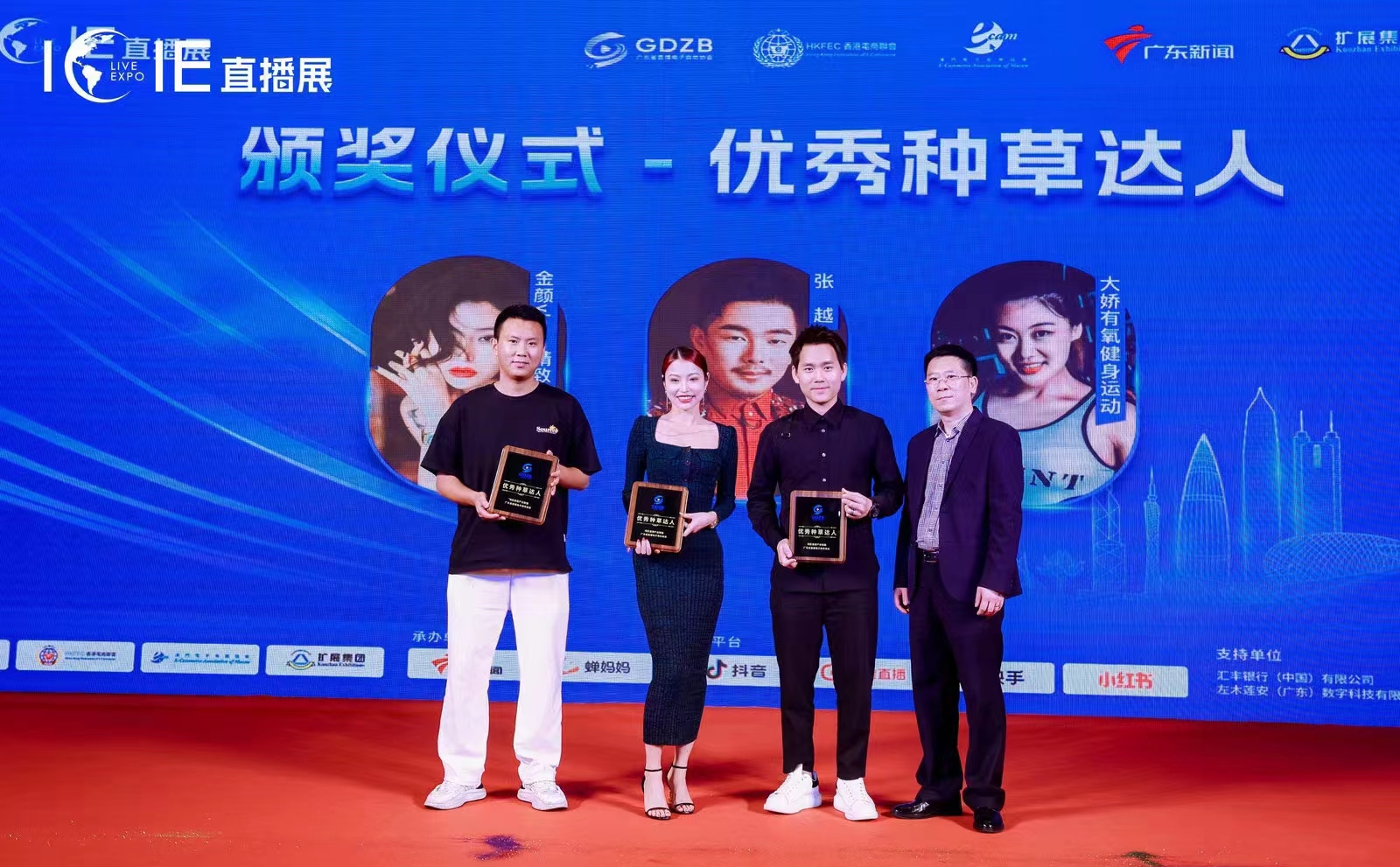 825beb85d06c85eaebdaba85c9e228d.jpg 825beb85d06c85eaebdaba85c9e228d.jpg